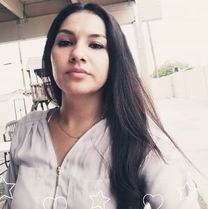 Meet your Posher, Yolanda